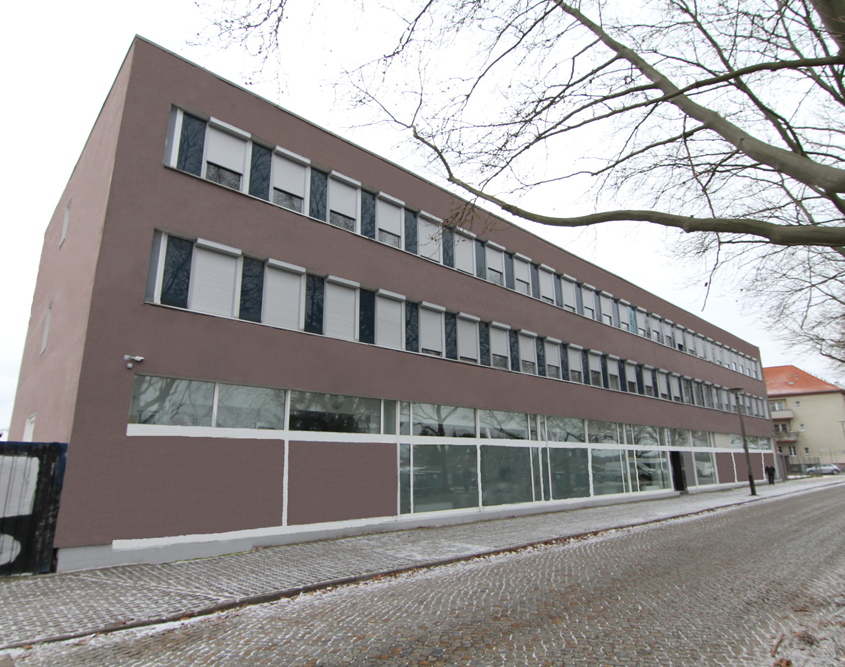 Außenansicht Hotel Mentelin in Berlin 24 Stunden Check-In